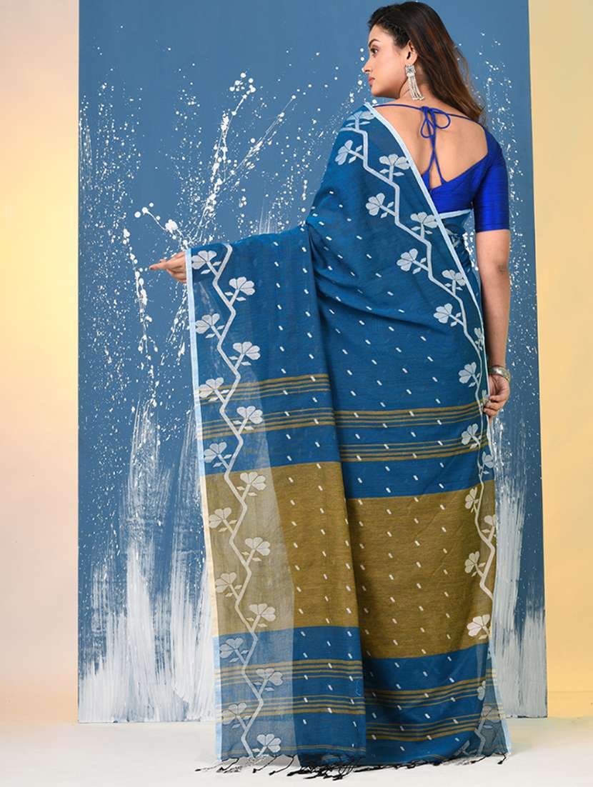women self design handloom saree with blouse - 22140295 -  Standard Image - 3
