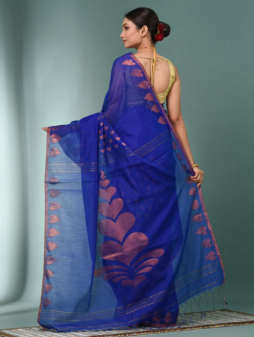 women self design handloom saree with blouse - 22140312 -  Standard Image - 3