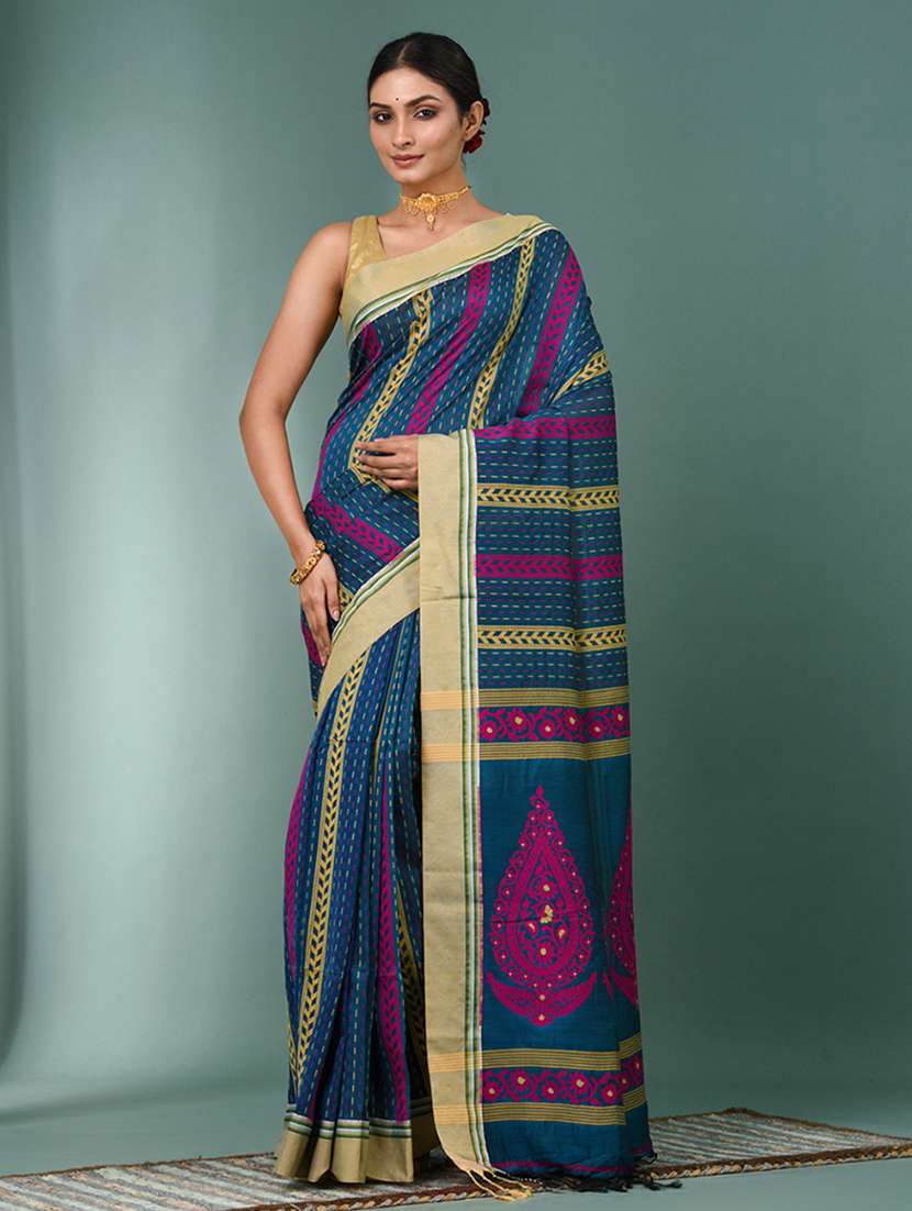 women self design handloom saree with blouse
