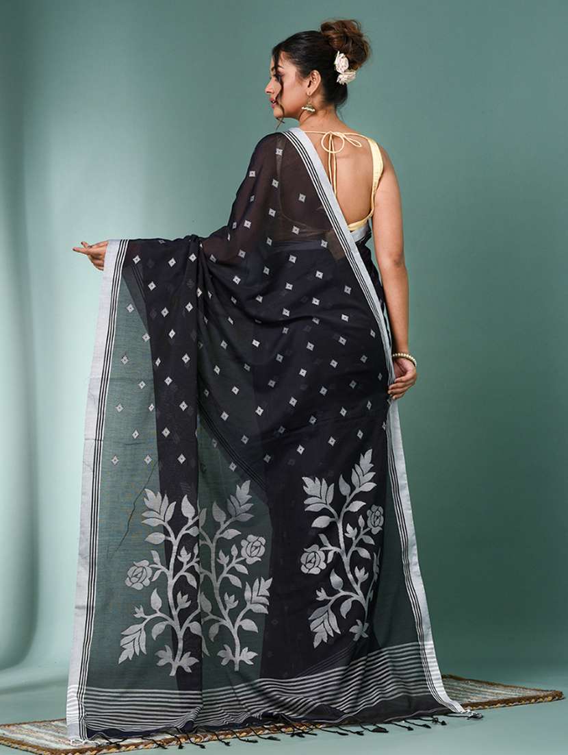 women self design handloom saree with blouse - 22140373 -  Standard Image - 3