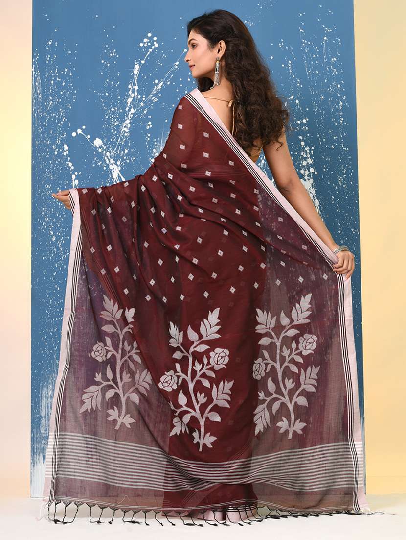 women self design handloom saree with blouse - 22140378 -  Standard Image - 3