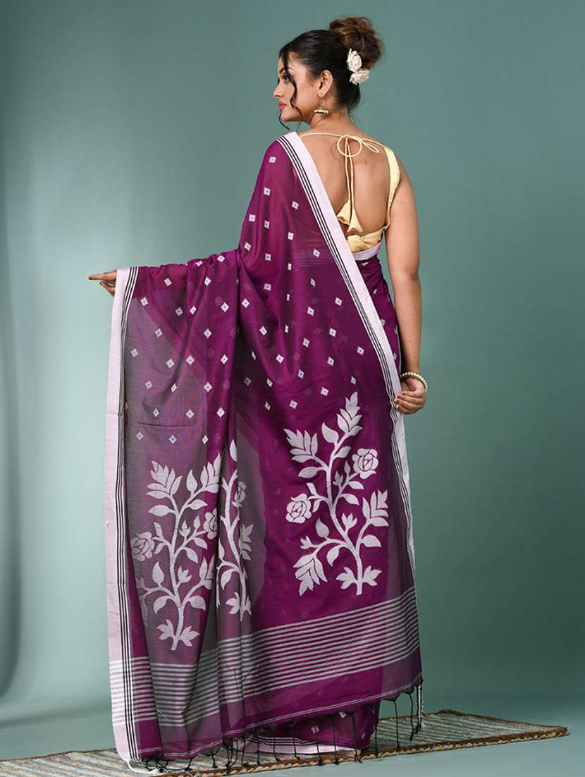 women self design handloom saree with blouse - 22140379 -  Standard Image - 3
