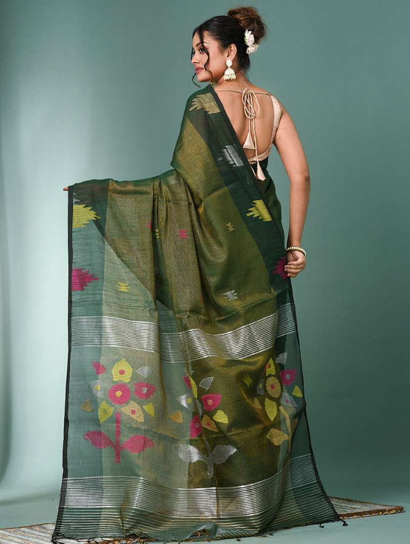 women self design handloom saree with blouse - 22140398 -  Standard Image - 3