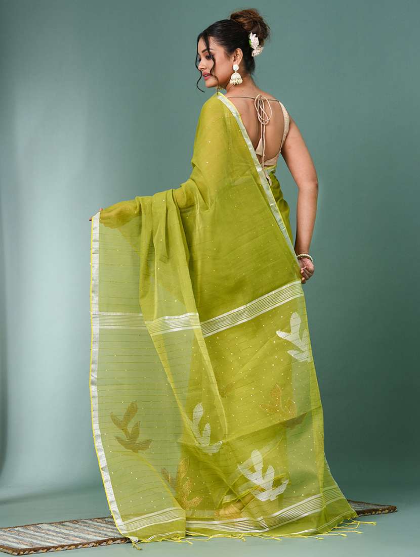 women self design handloom saree with blouse - 22140409 -  Standard Image - 3