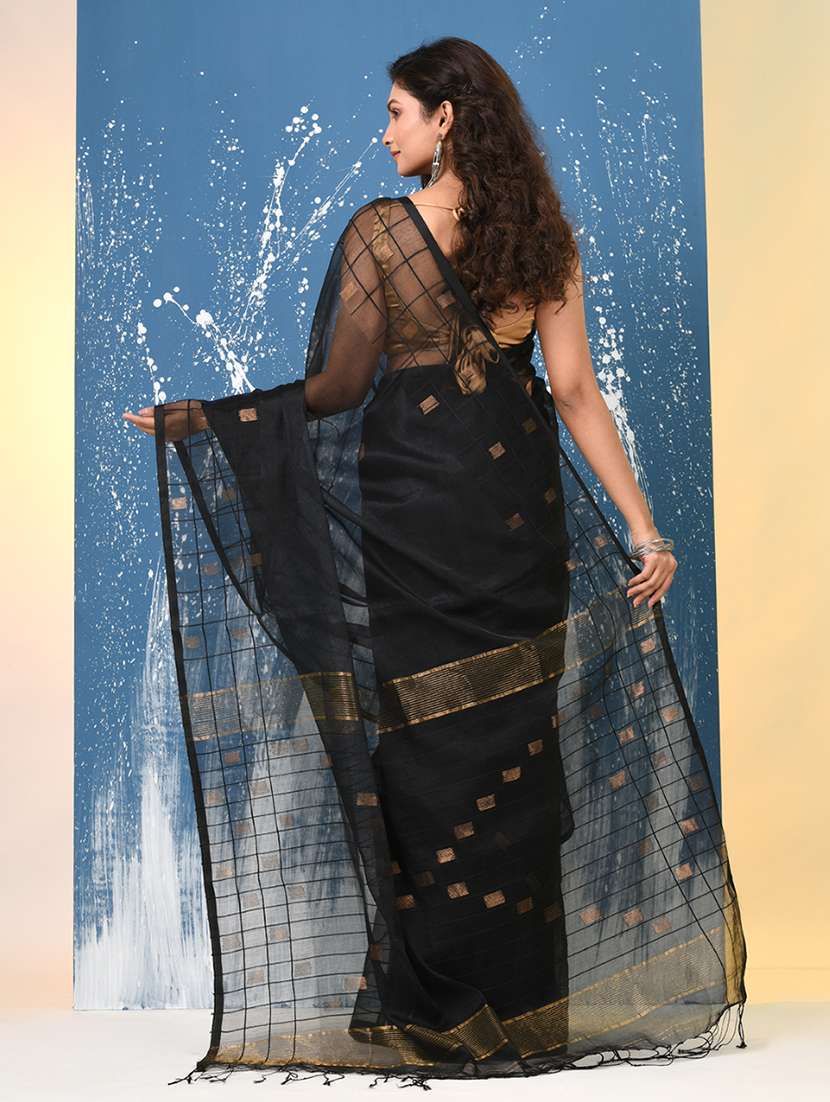 women self design handloom saree with blouse - 22140413 - Standard Image - 3
