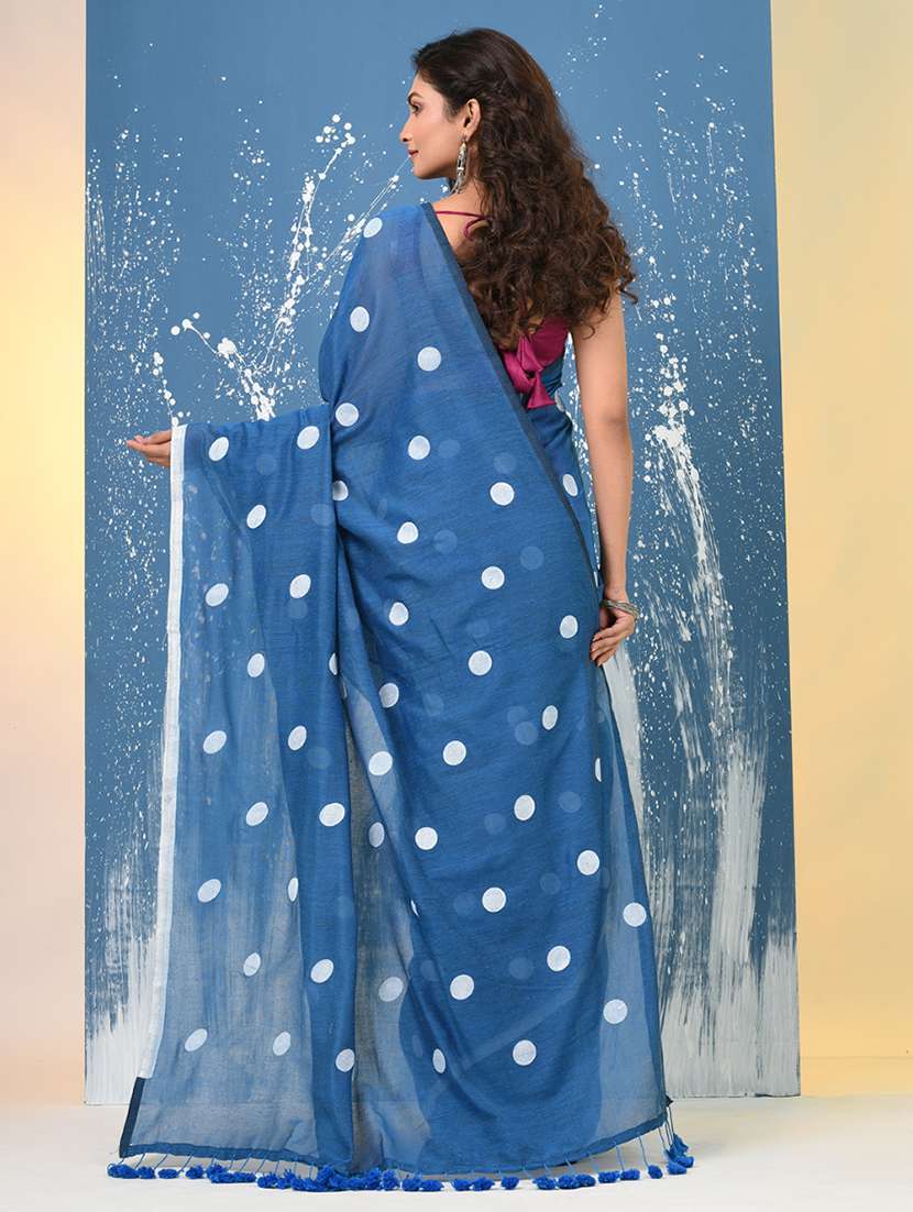 women polka dot handloom saree with blouse - 22140458 -  Standard Image - 3