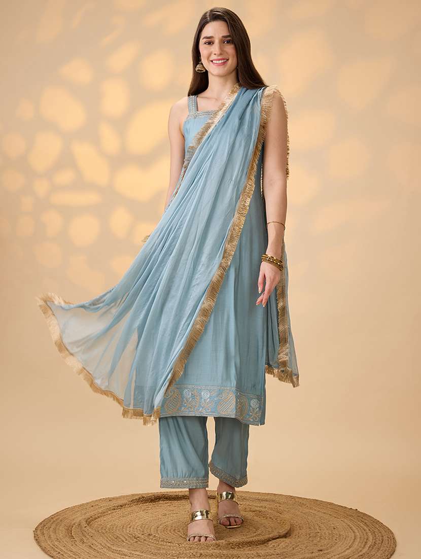 women solid sleeveless kurta pant dupatta set