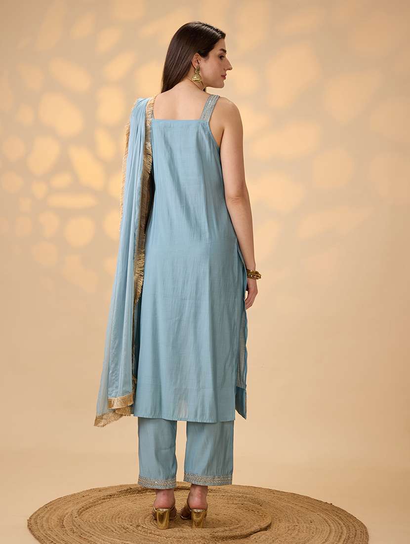 women solid sleeveless kurta pant dupatta set - 22140471 -  Standard Image - 3