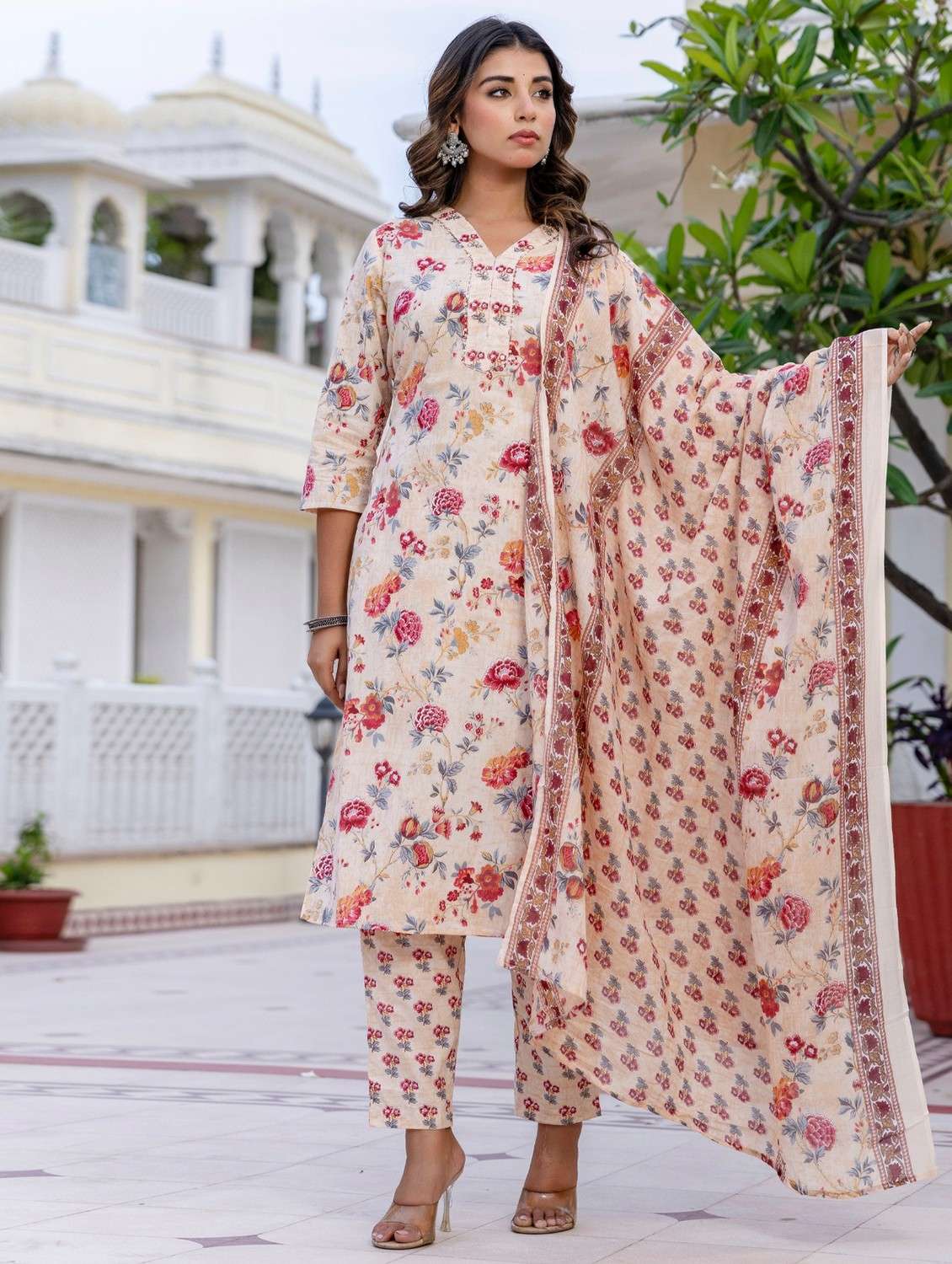 women floral printed three quarter sleeve kurta pant with dupatta set