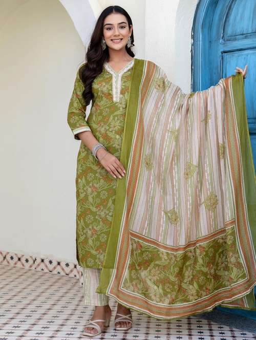 women floral printed three quarter sleeve kurta pant with dupatta set - 22140541 - Standard Image - 0