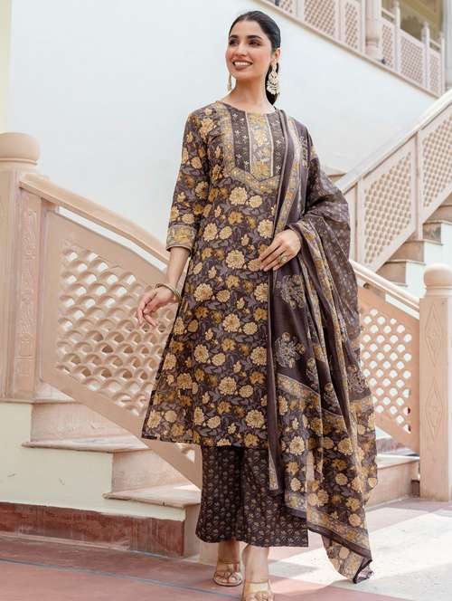 women floral printed three quarter sleeve kurta palazzo with dupatta set - 22140544 -  Standard Image - 0