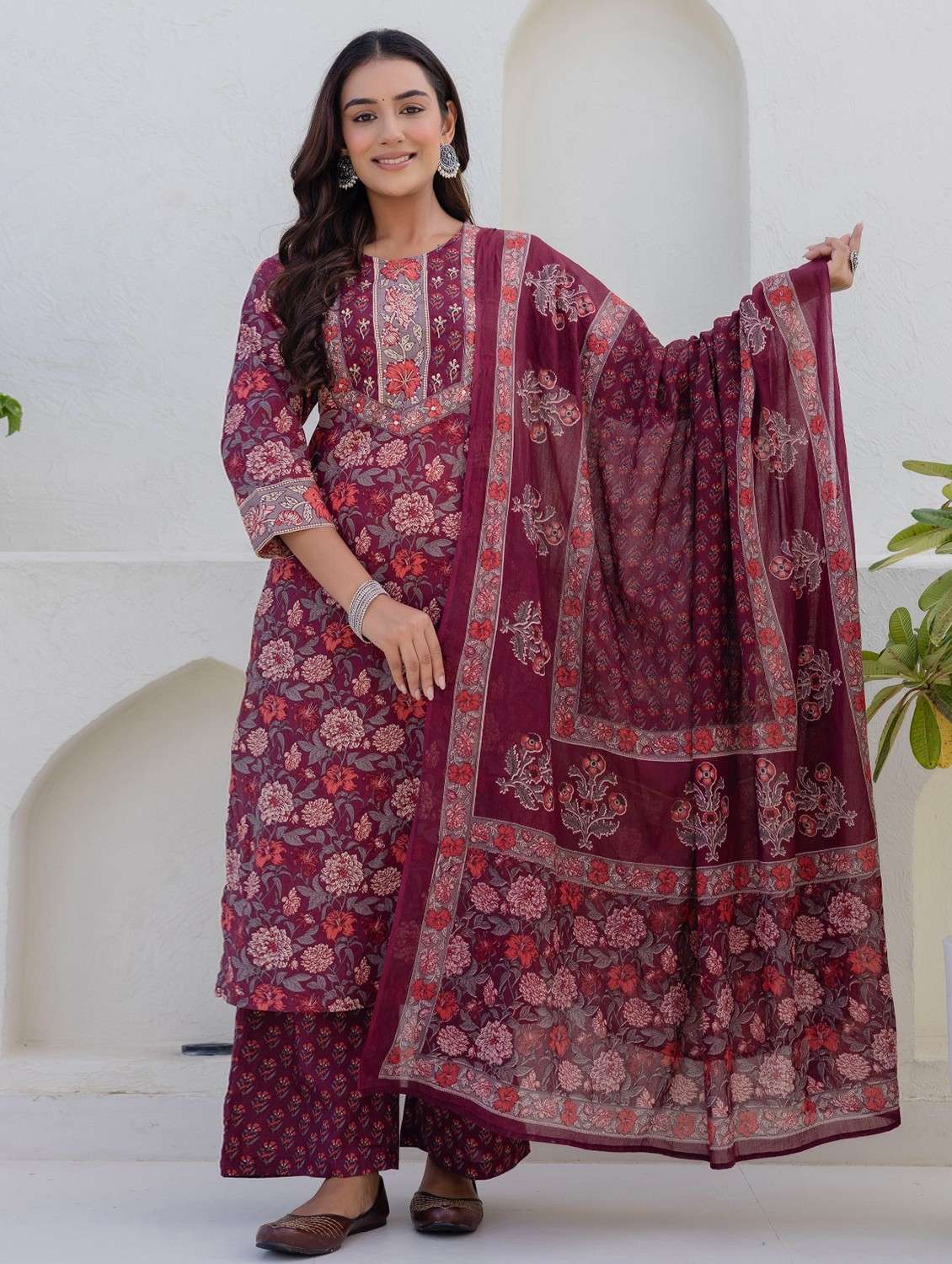 women floral printed three quarter sleeve kurta palazzo with dupatta set