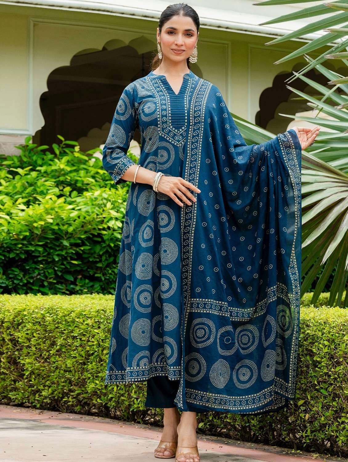 women bandhani printed three quarter sleeve kurta pant with dupatta set - 22140549 -  Zoom Image - 0
