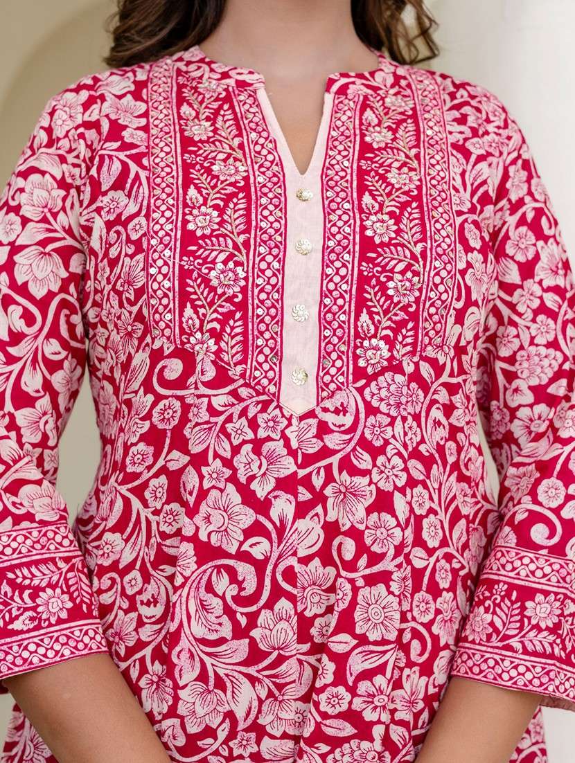 women floral printed three quarter sleeve kurta pant with dupatta set - 22140550 -  Standard Image - 5