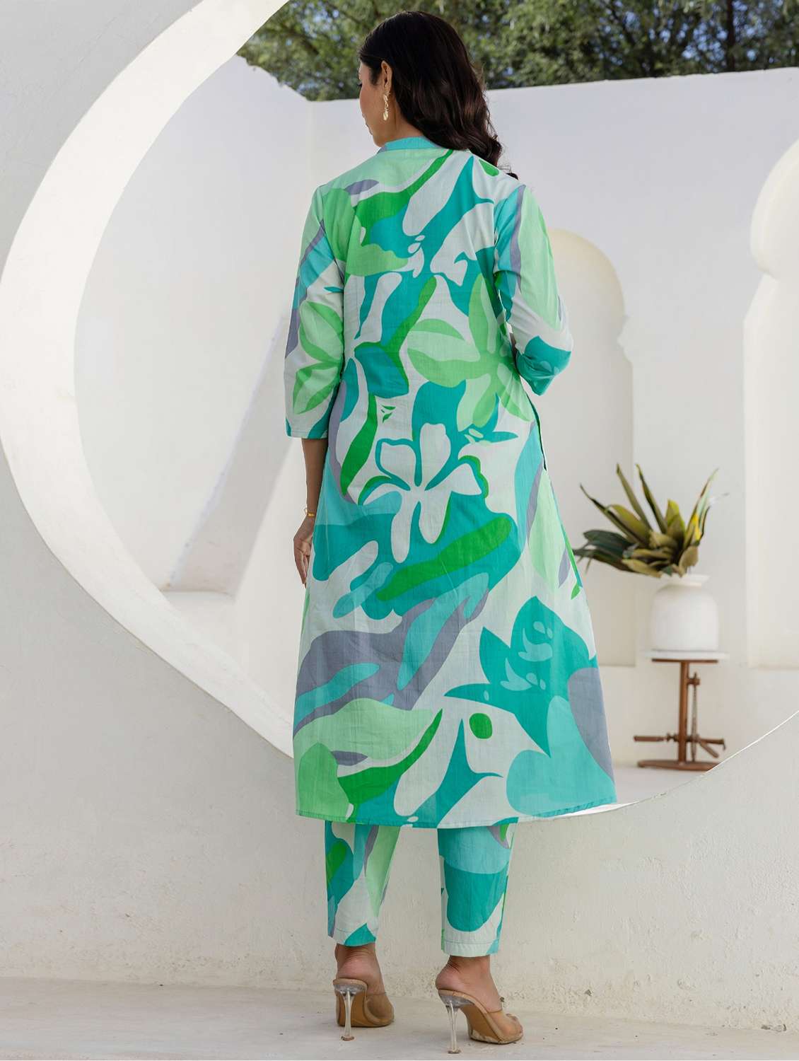 women printed three quarter sleeve kurta pant set - 22140551 -  Standard Image - 5