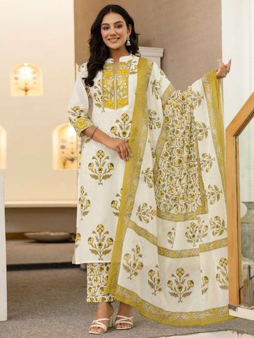 women floral printed three quarter sleeve kurta pant with dupatta set - 22140555 -  Standard Image - 0