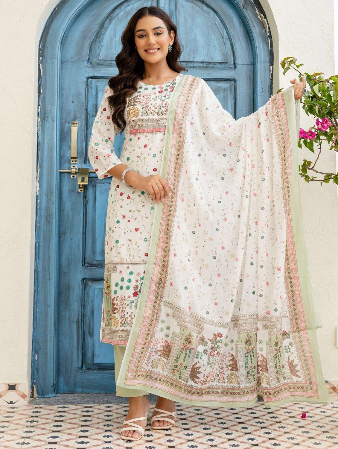 women floral printed three quarter sleeve kurta pant with dupatta set - 22140556 -  Zoom Image - 0