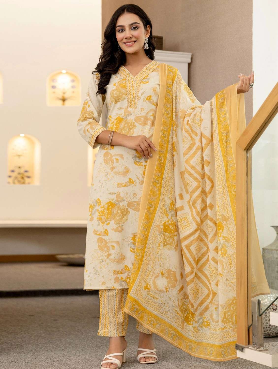 women printed three quarter sleeve kurta pant with dupatta set - 22140559 -  Zoom Image - 0