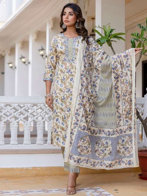 women floral printed three quarter sleeve kurta pant with dupatta set - 22140564 -  Standard Image - 0