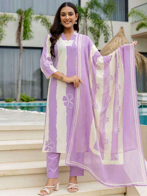 women printed three quarter sleeve kurta pant with dupatta set - 22140567 -  Standard Image - 0