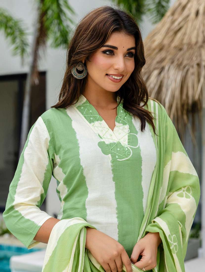 women printed three quarter sleeve kurta pant with dupatta set - 22140568 -  Standard Image - 5