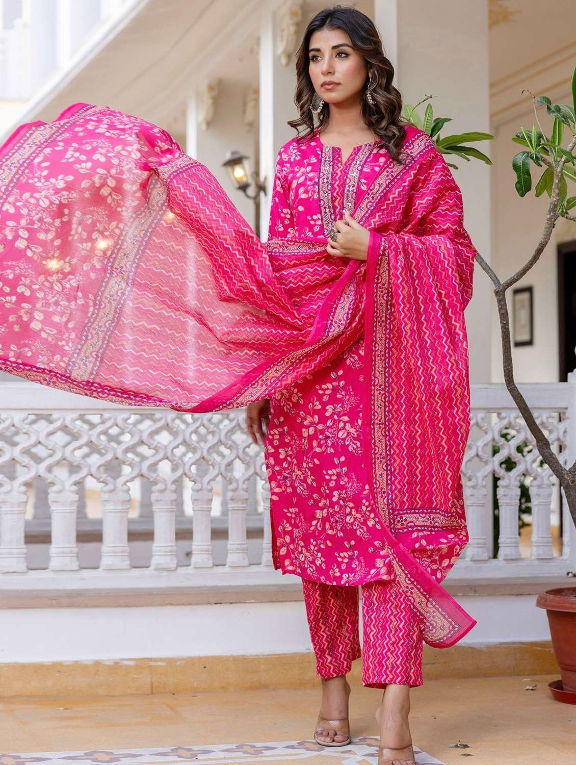 women floral printed three quarter sleeve kurta pant with dupatta set - 22140571 -  Standard Image - 3