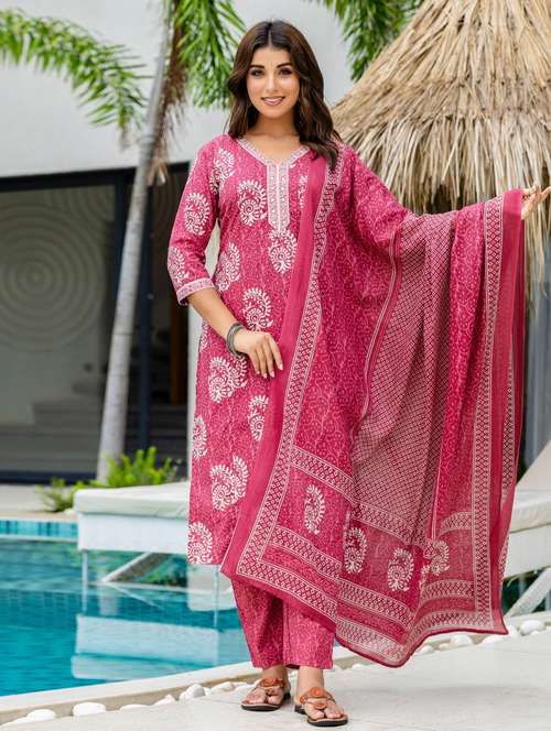 women printed three quarter sleeve kurta pant with dupatta set - 22140572 -  Standard Image - 0
