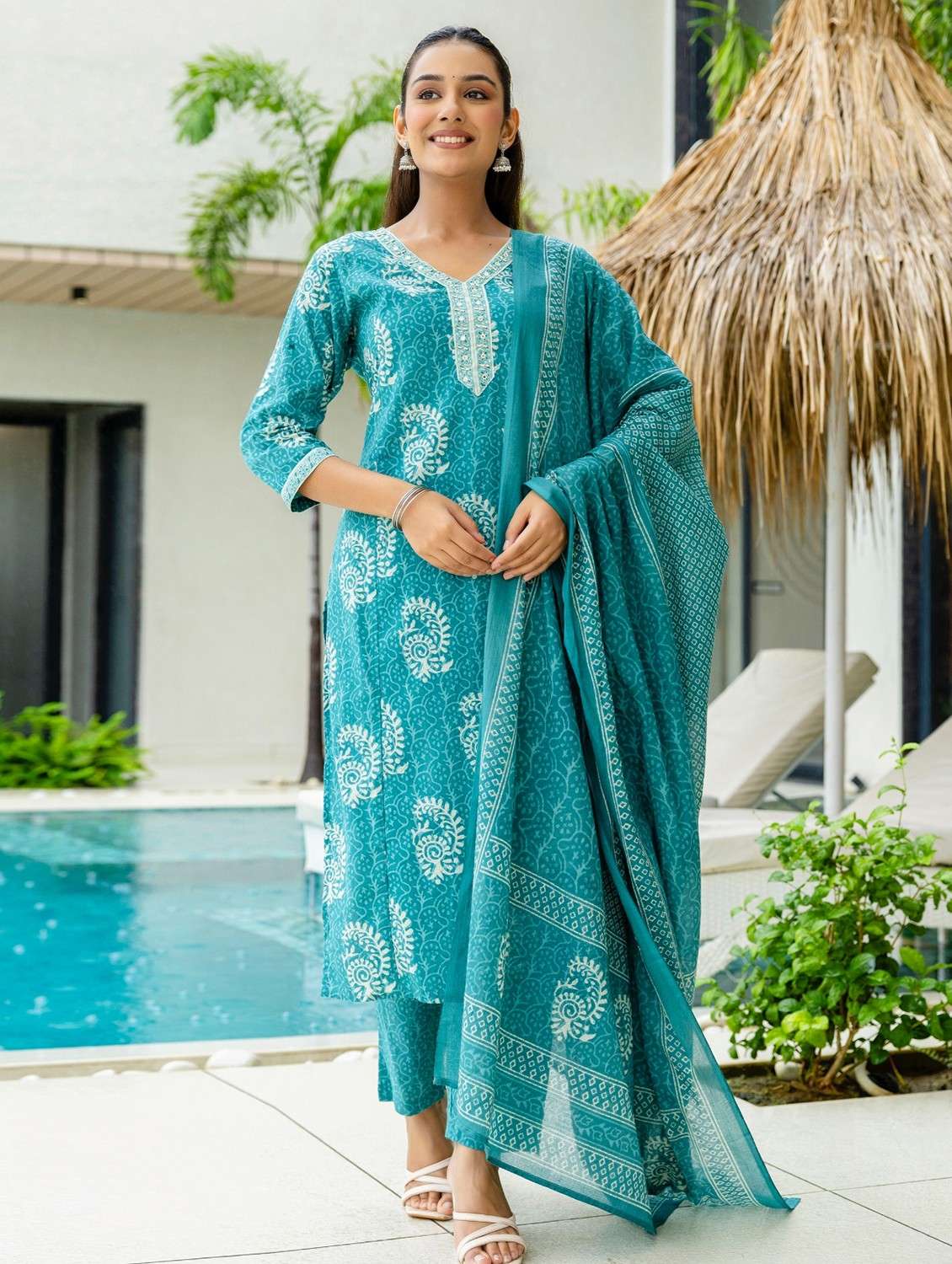 women printed three quarter sleeve kurta pant with dupatta set - 22140573 -  Standard Image - 3