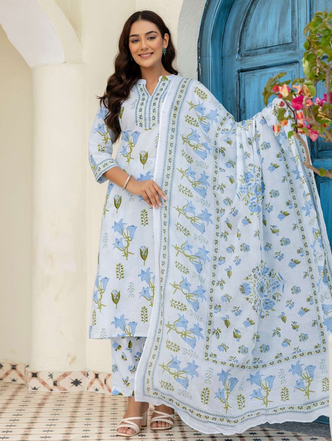 women floral printed three quarter sleeve kurta pant with dupatta set