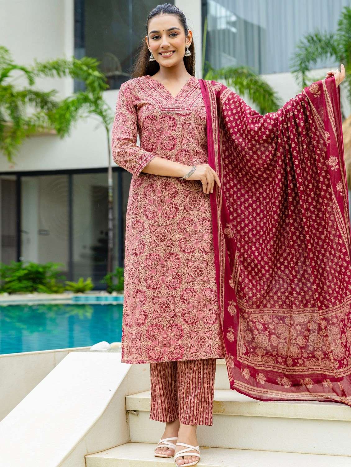 women printed three quarter sleeve kurta pant with dupatta set - 22140576 - Zoom Image - 0