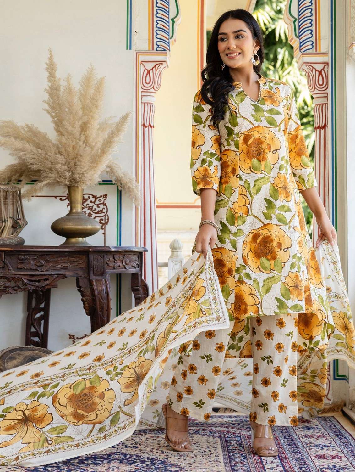 women floral printed three quarter sleeve kurta palazzo with dupatta set - 22140594 -  Standard Image - 3