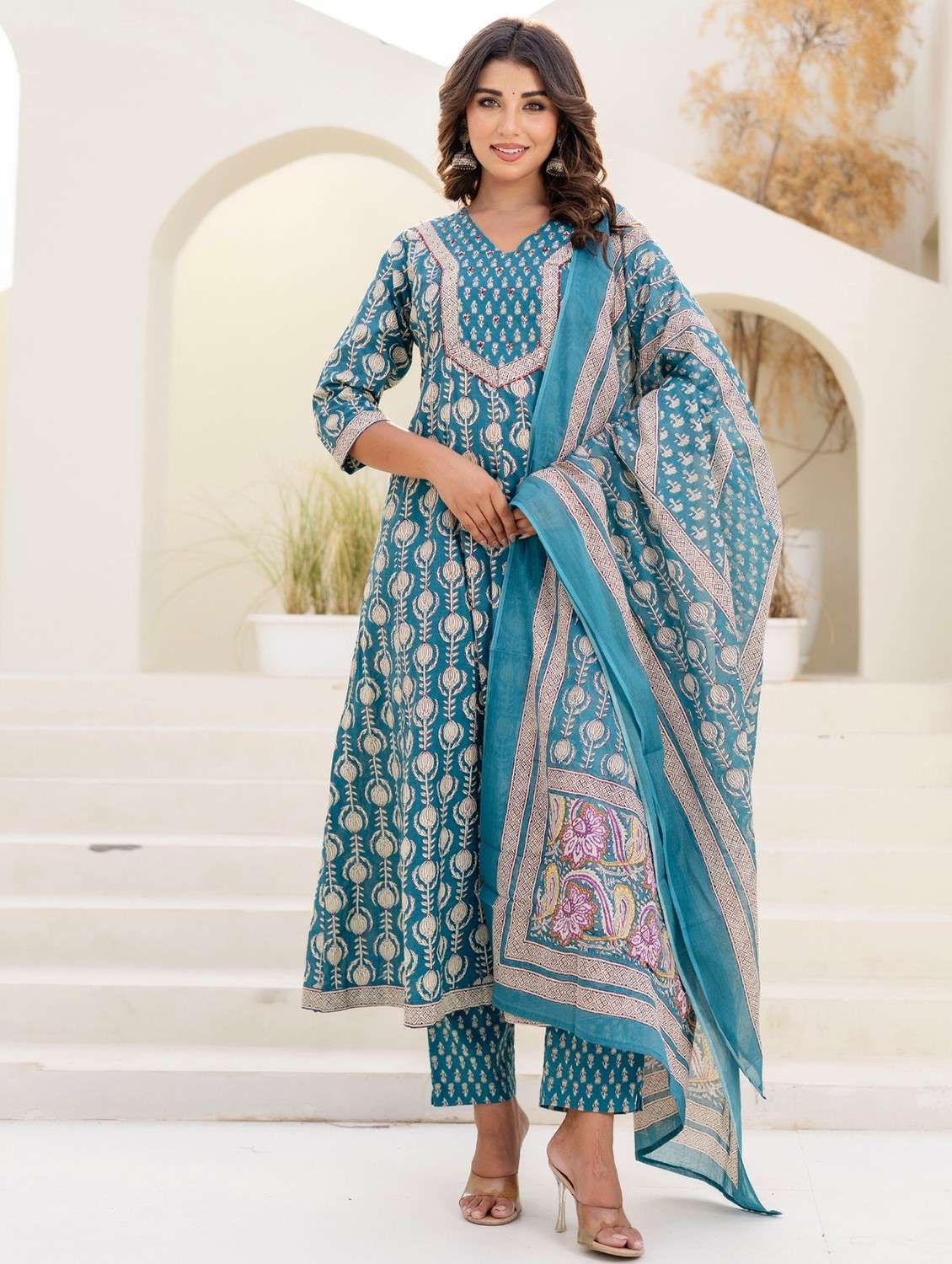 women floral printed three quarter sleeve kurta pant with dupatta set - 22140596 - Standard Image - 3