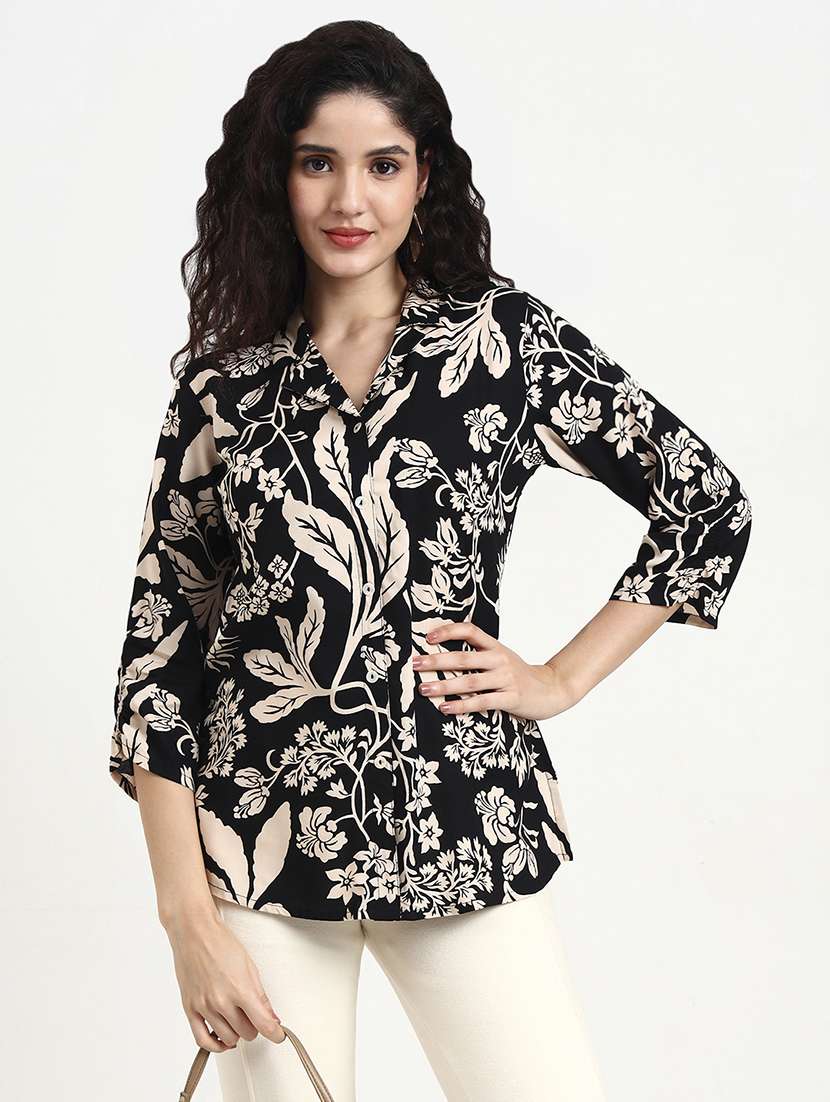 women printed three quarter sleeve shirt top