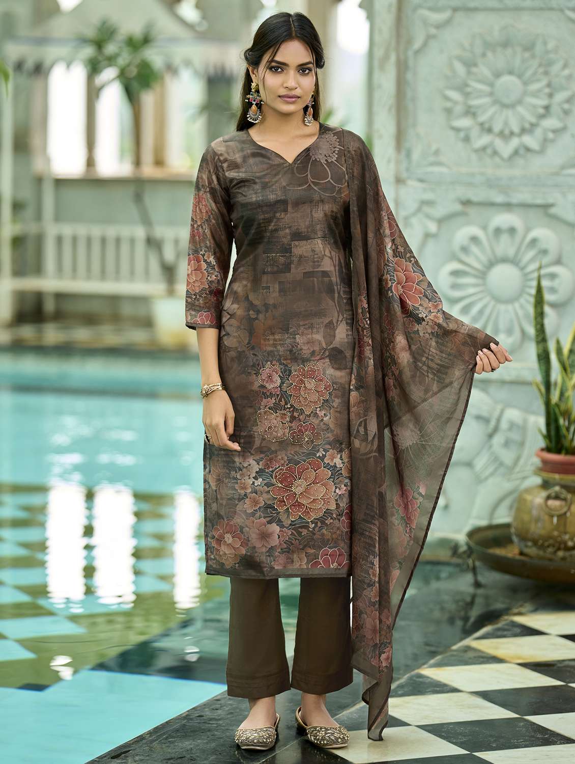 women printed three quarter sleeve kurta pant with dupatta set