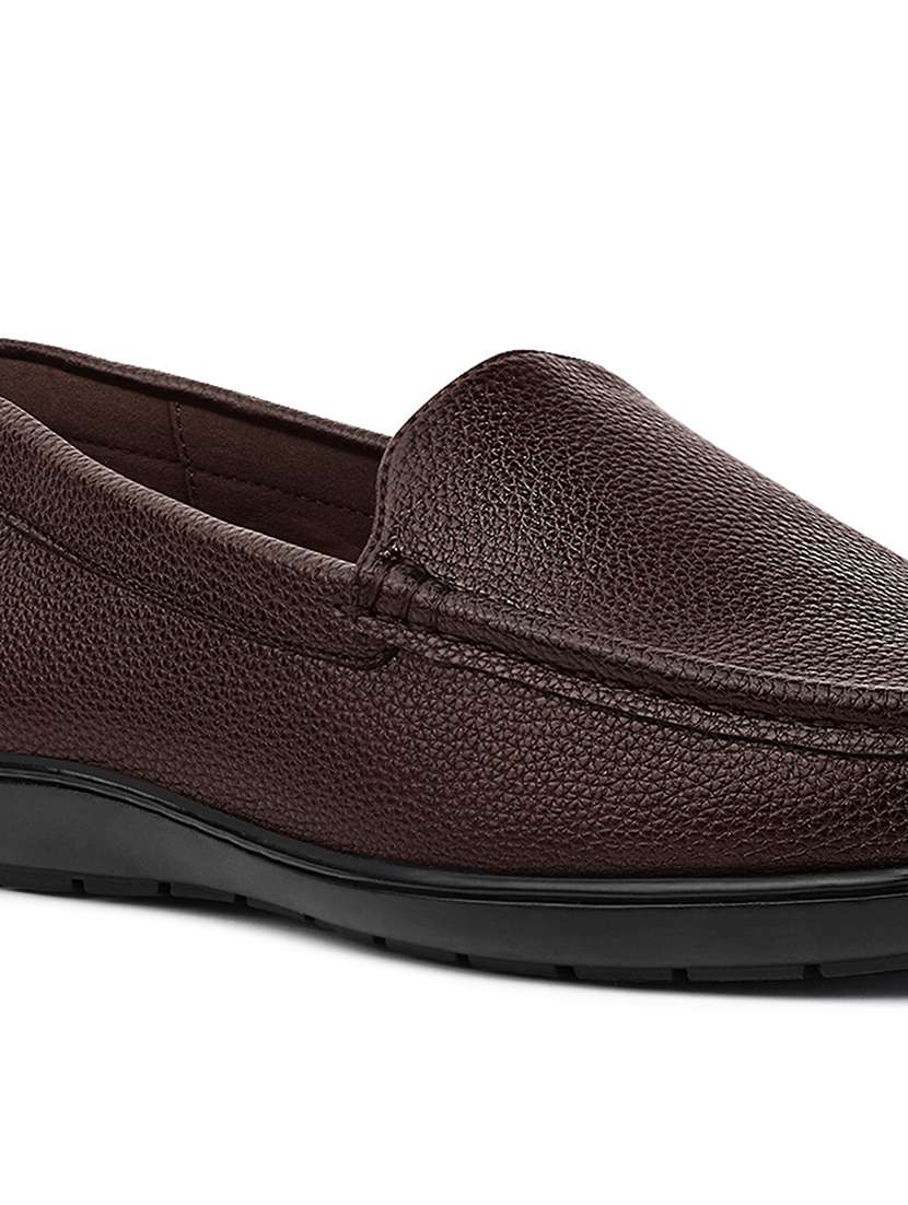 men brown slip on loafer - 22141053 - Standard Image - 3