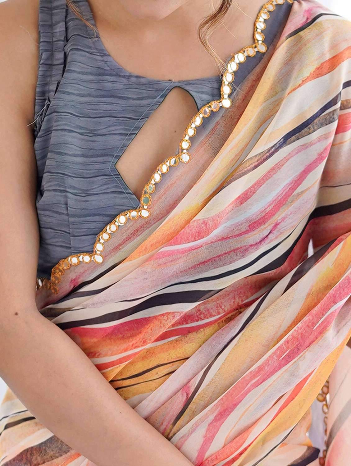 women printed casual wear saree with blouse - 22141060 -  Standard Image - 5