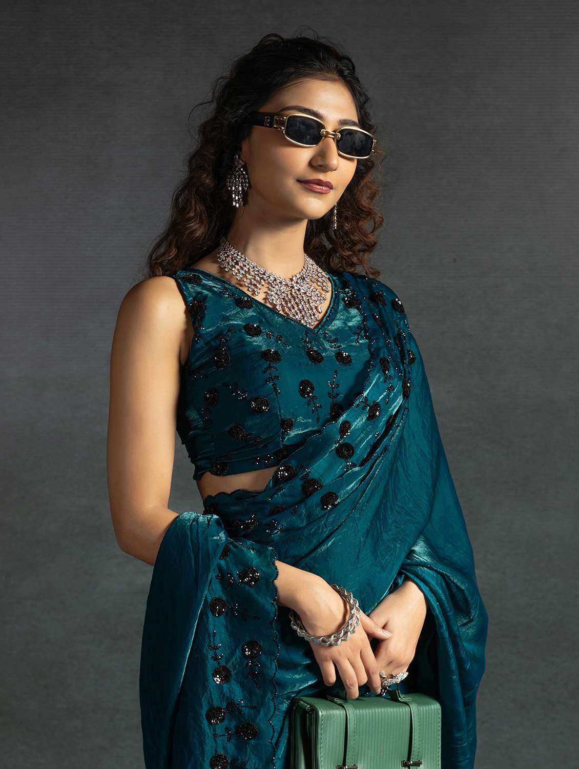 women solid with work embellished saree with blouse - 22141106 -  Standard Image - 3