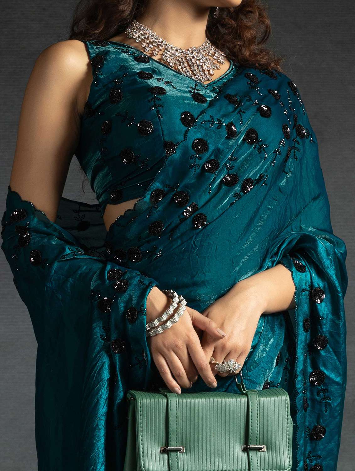 women solid with work embellished saree with blouse - 22141106 -  Standard Image - 5