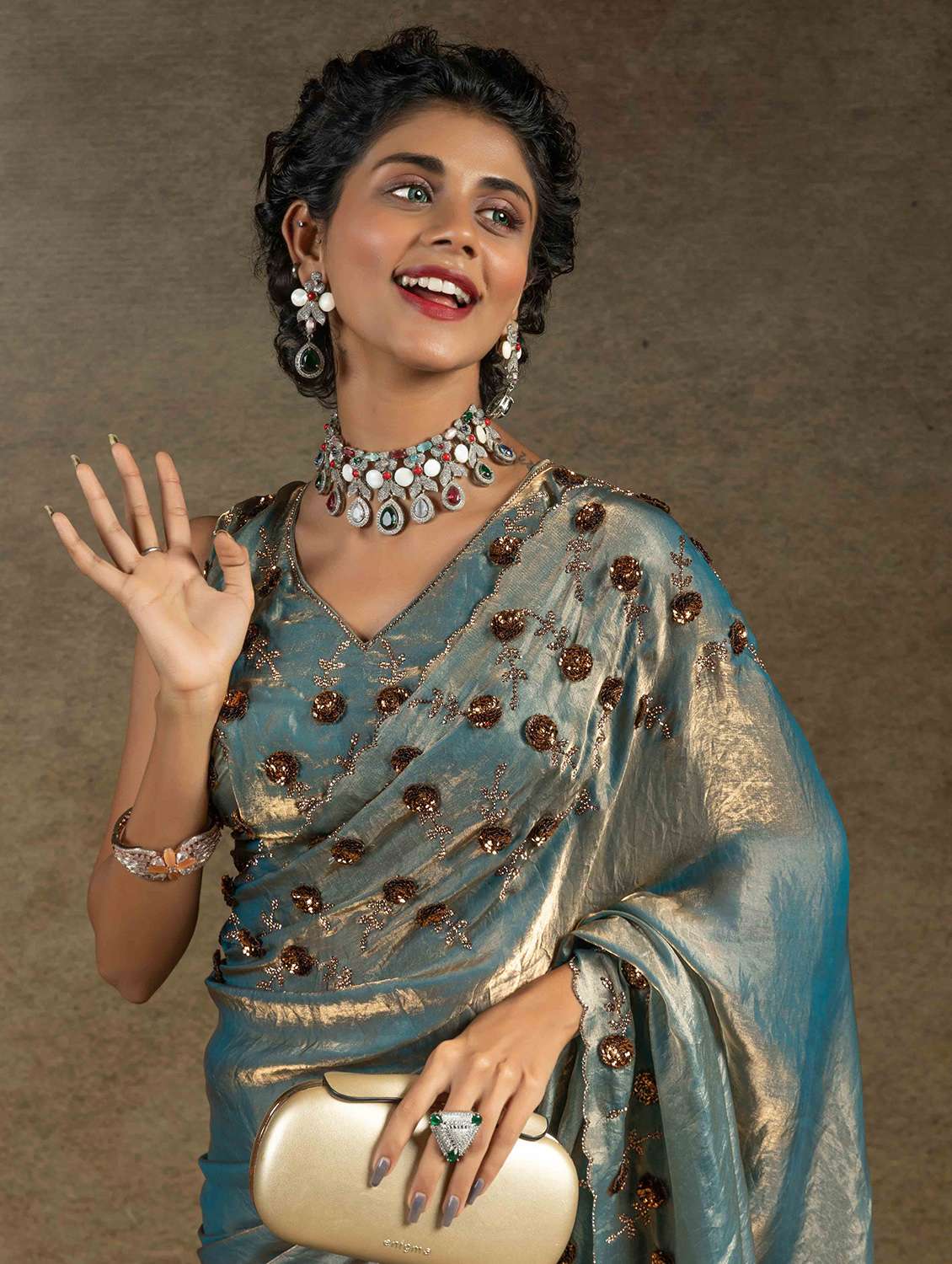 women solid with embellished bordered saree with blouse - 22141122 -  Standard Image - 3