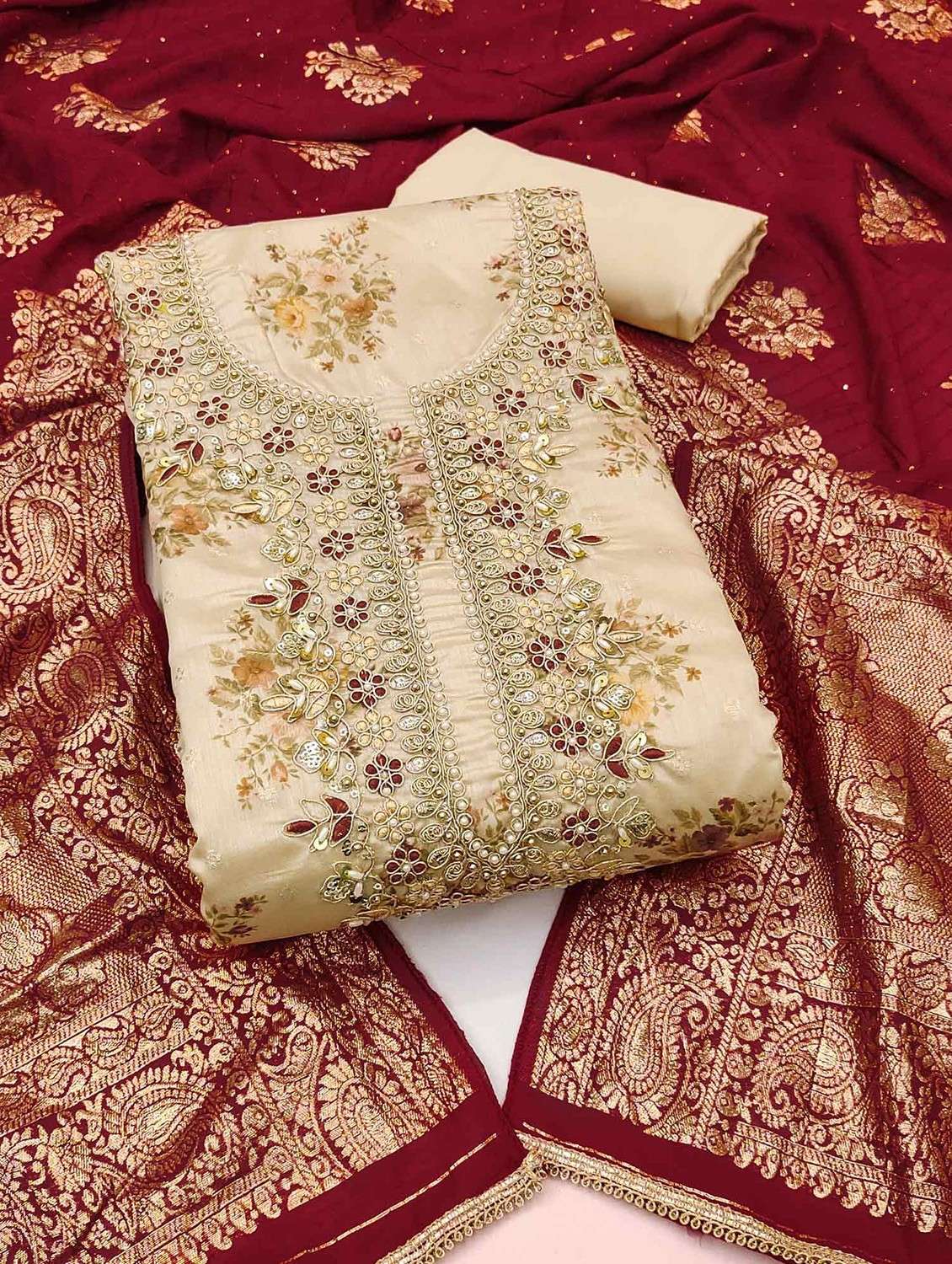 women floral embroidered unstitched suit set - 22141217 -  Zoom Image - 0