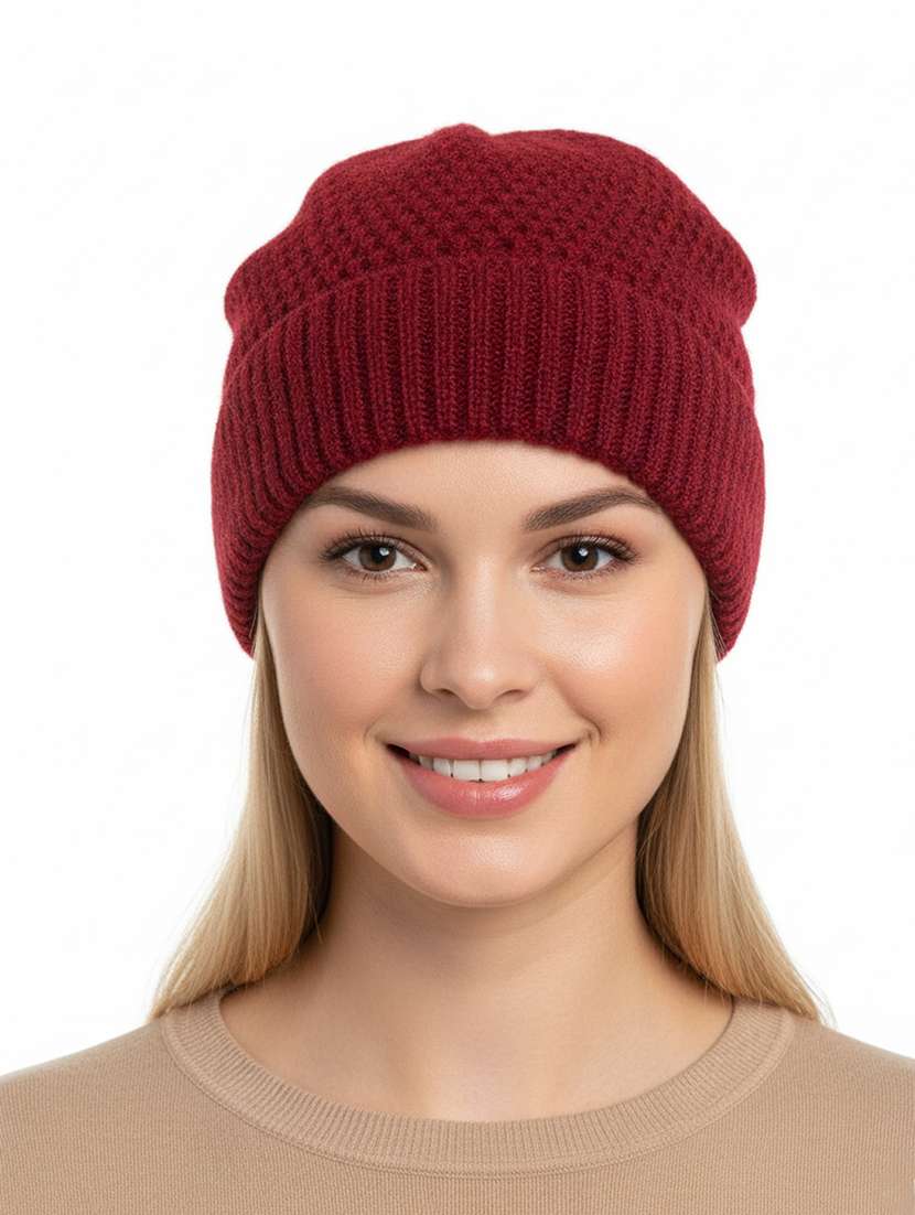 women self design winter cap - 22141263 -  Zoom Image - 0