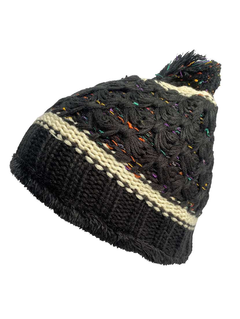 women self design winter cap - 22141293 - Standard Image - 3