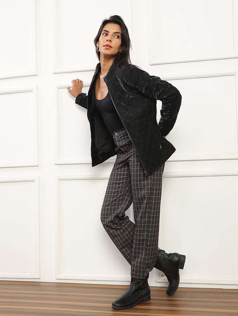 women solid long sleeve hooded quilted jacket - 22141463 - Standard Image - 3