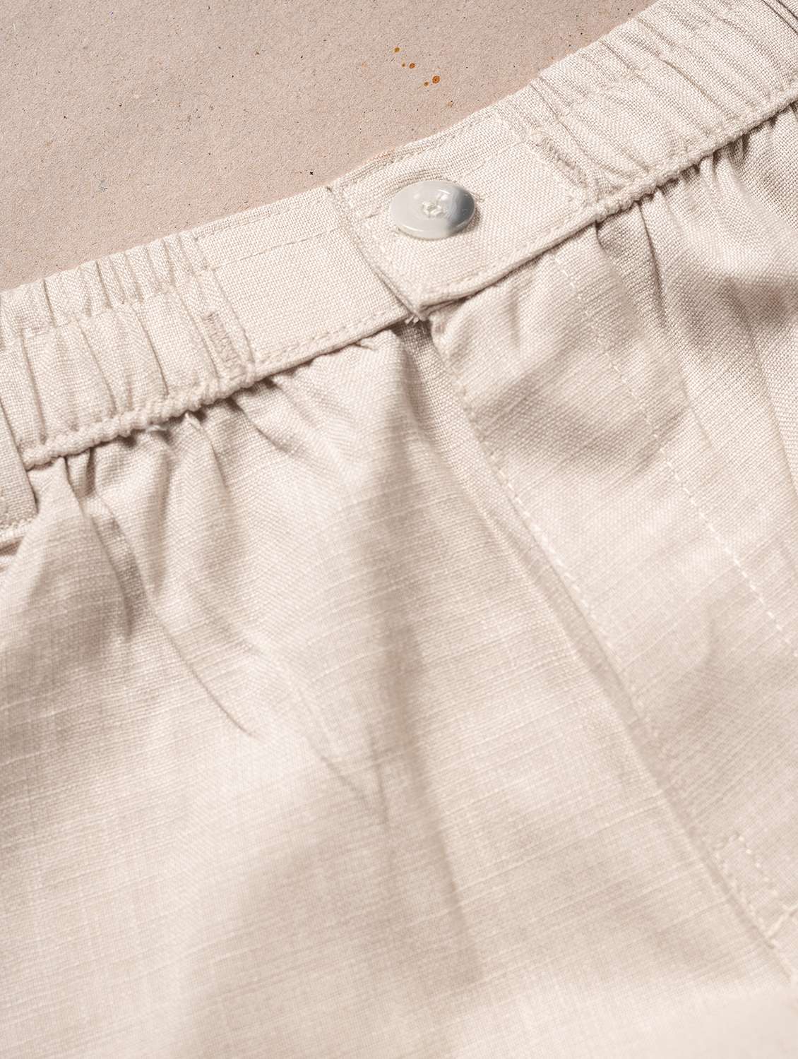 men solid mid rise flat front casual trouser - 22141593 - Standard Image - 5