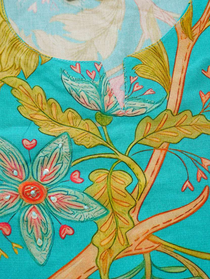 women floral three quarter sleeve straight kurta - 22141611 - Standard Image - 5