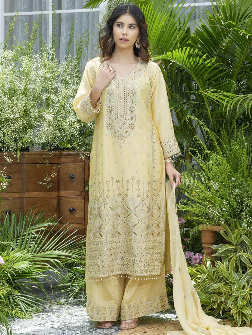 women embroidered long sleeve kurta palazzo with dupatta set - 22141645 - Zoom Image - 0