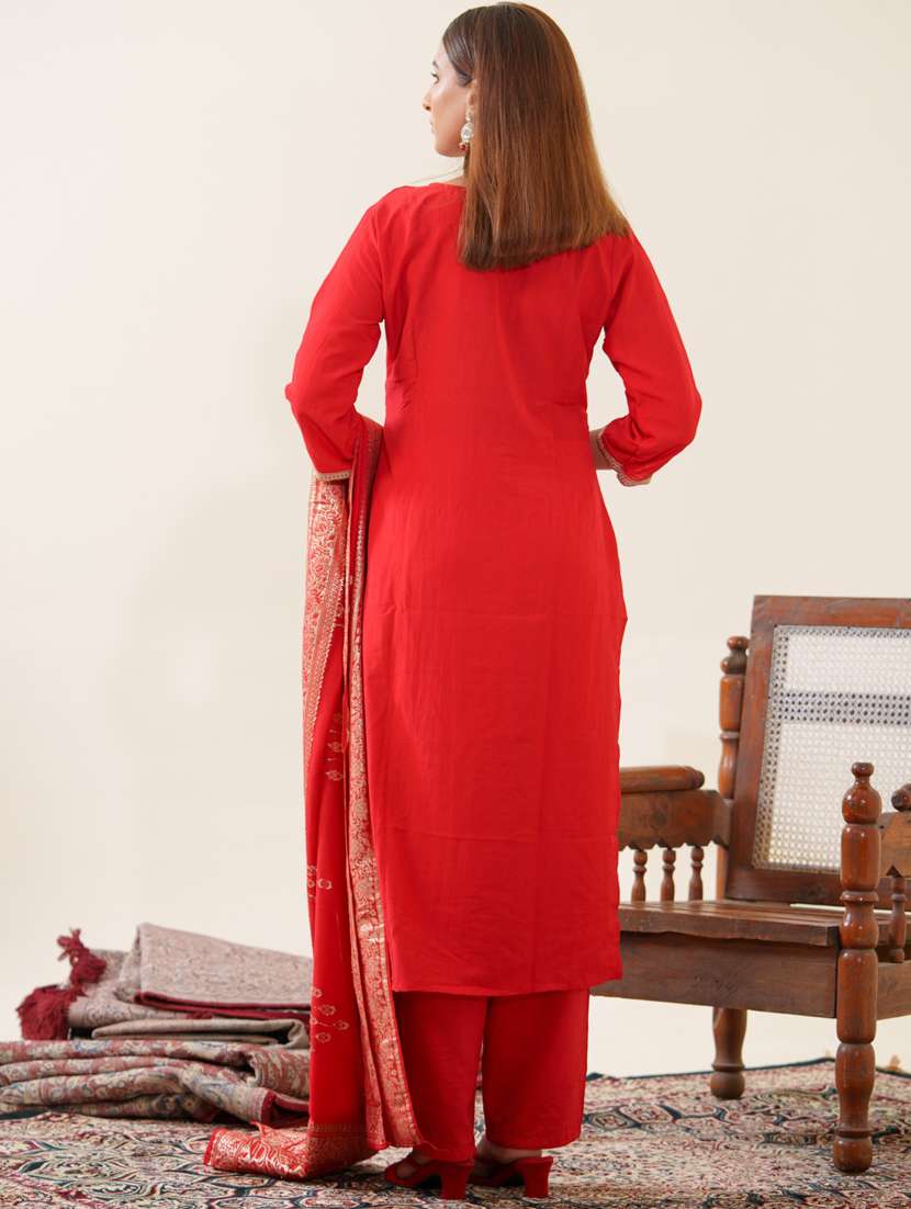 women embroidered three quarter sleeve kurta pant with dupatta set - 22141658 -  Standard Image - 3