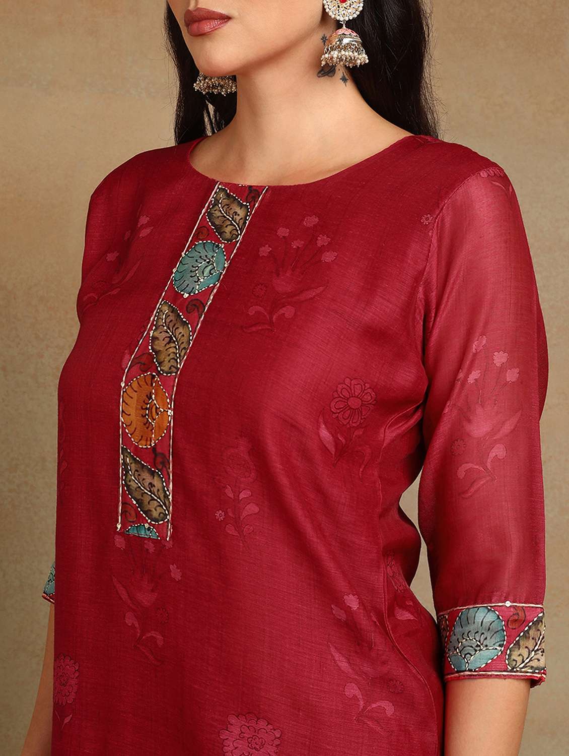 women floral three quarter sleeve kurta pant with dupatta set - 22141662 - Standard Image - 5