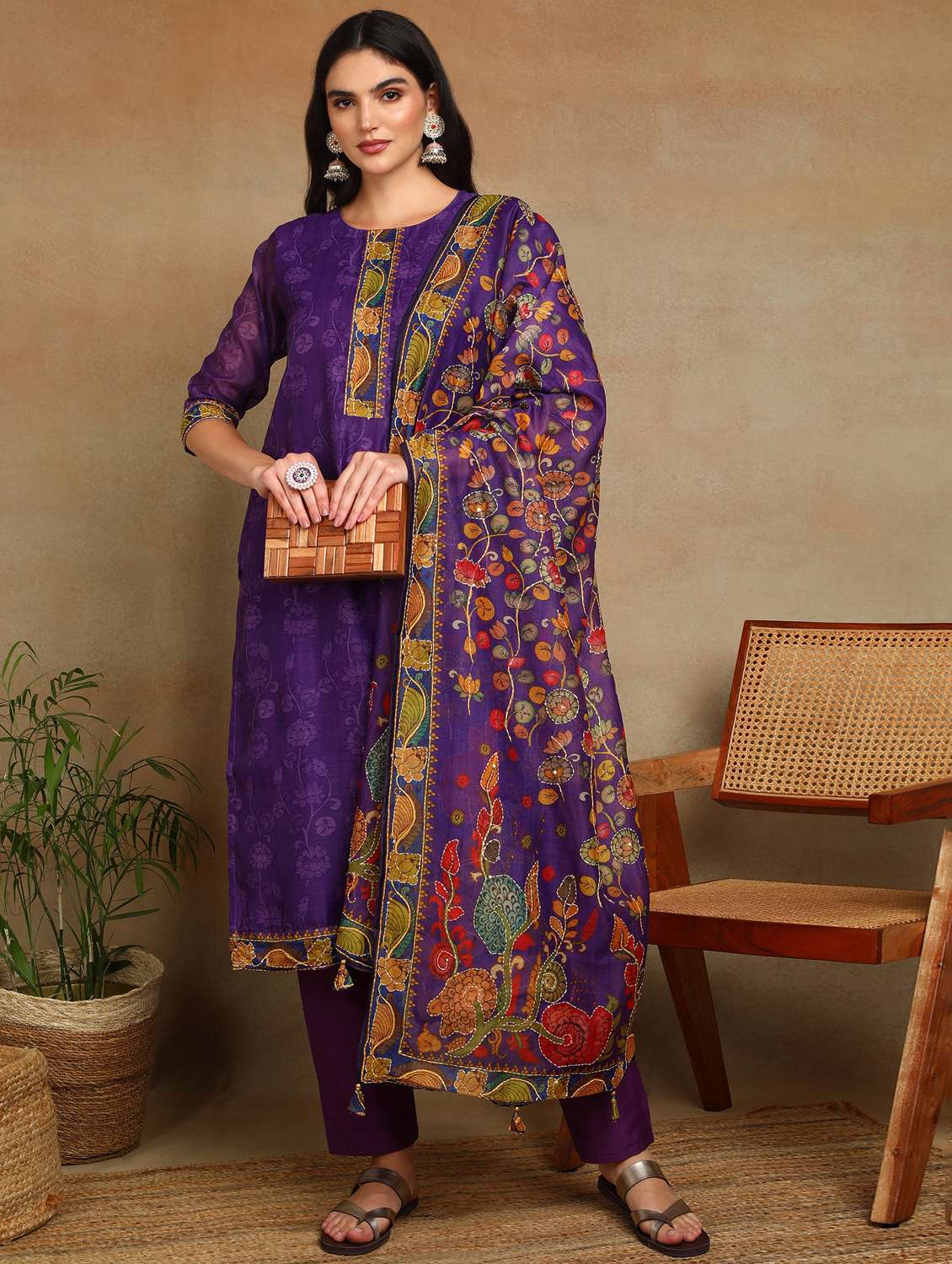 women floral three quarter sleeve kurta pant with dupatta set - 22141663 - Zoom Image - 0