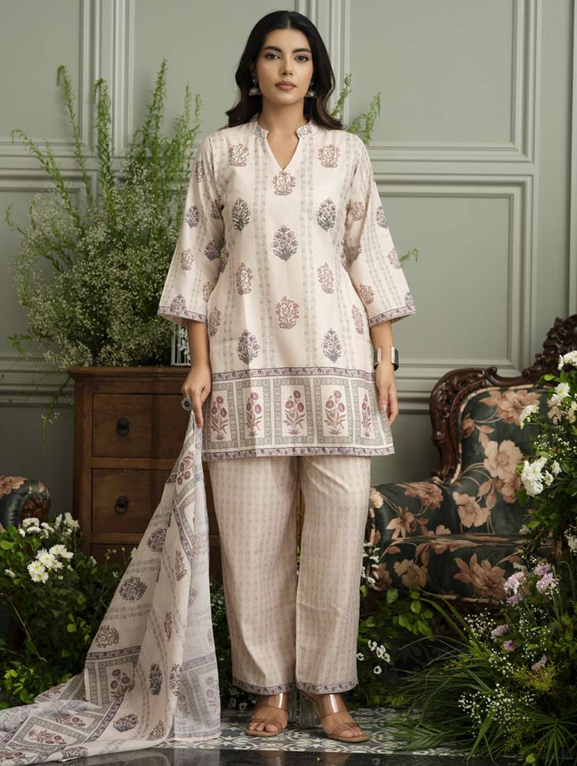 women printed three quarter sleeve kurta pant with dupatta set
